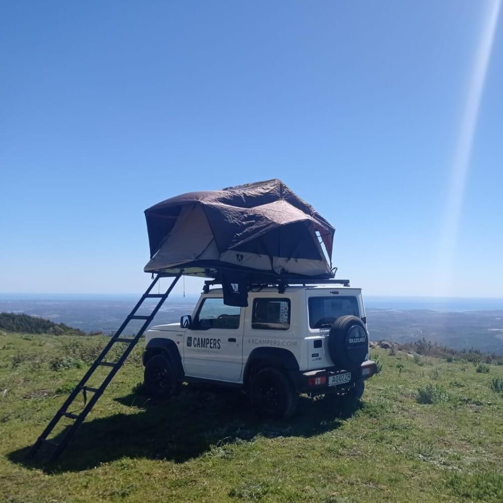 Toyota Landcruiser camper for Rent